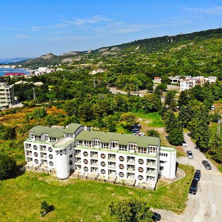 Saint George Hotel 1 Balchik Bagian luar foto