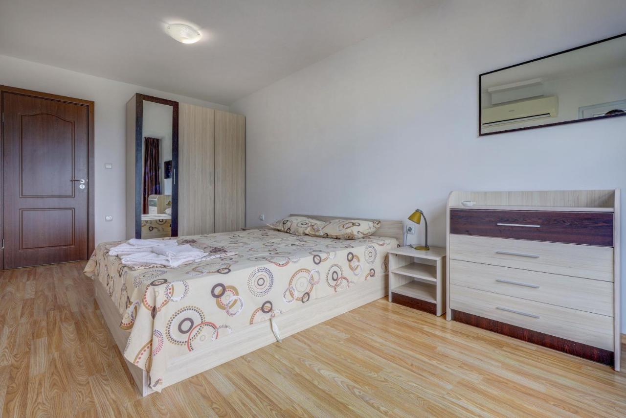 Saint George Hotel 1 Balchik Bagian luar foto