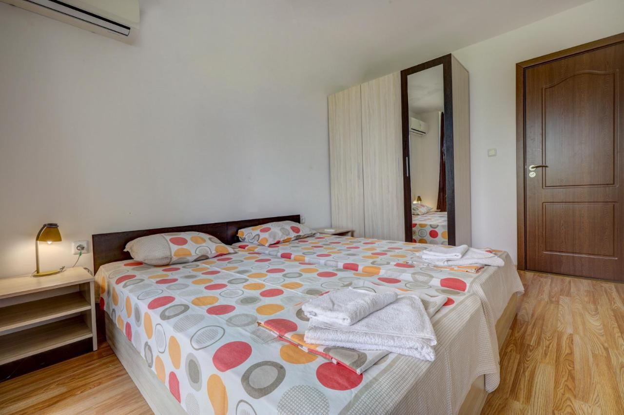 Saint George Hotel 1 Balchik Bagian luar foto