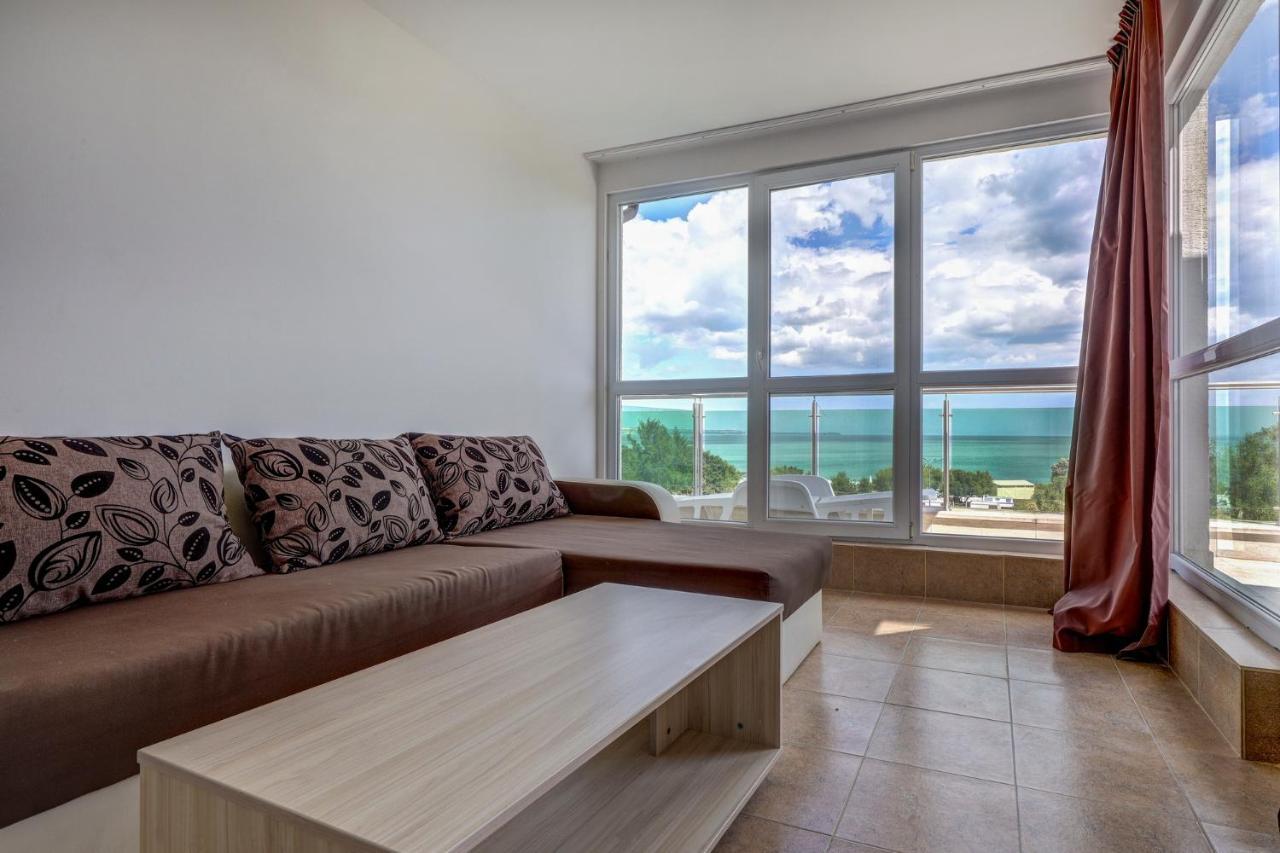 Saint George Hotel 1 Balchik Bagian luar foto