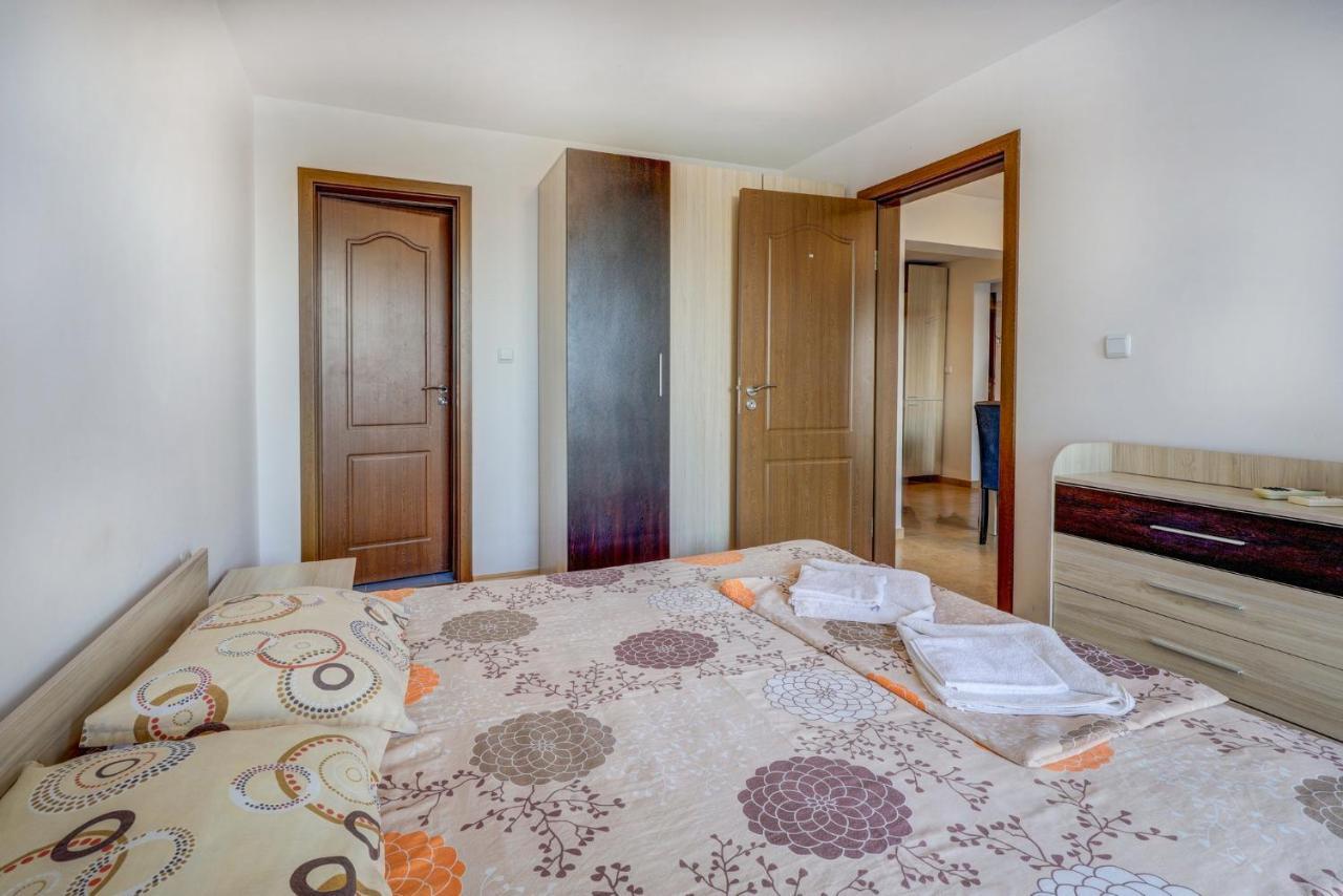 Saint George Hotel 1 Balchik Bagian luar foto