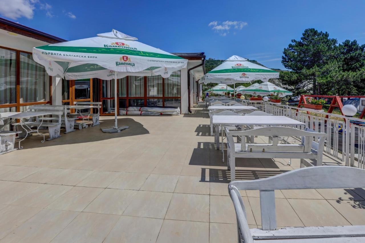 Saint George Hotel 1 Balchik Bagian luar foto