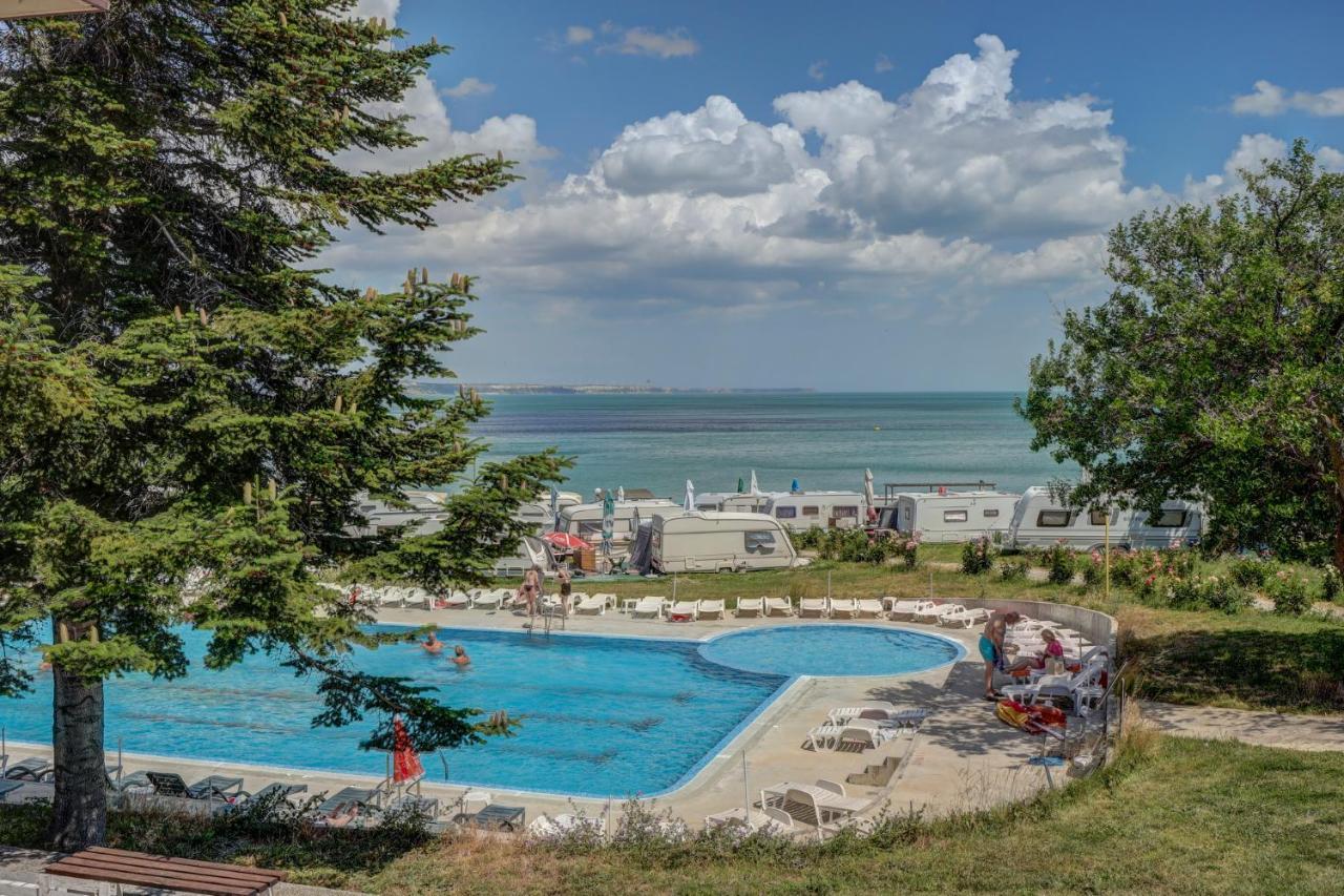 Saint George Hotel 1 Balchik Bagian luar foto