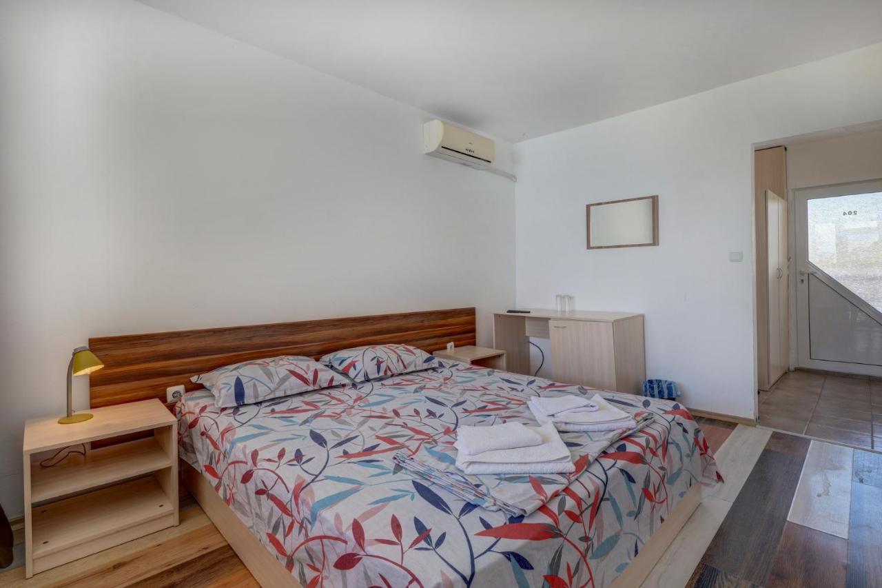Saint George Hotel 1 Balchik Bagian luar foto