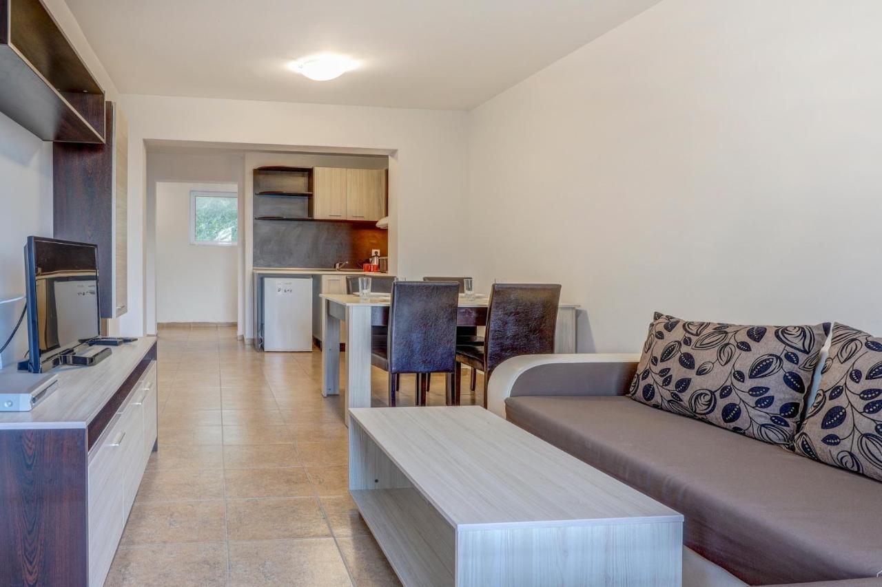 Saint George Hotel 1 Balchik Bagian luar foto