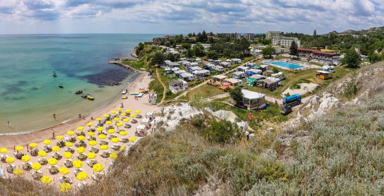 Saint George Hotel 1 Balchik Bagian luar foto