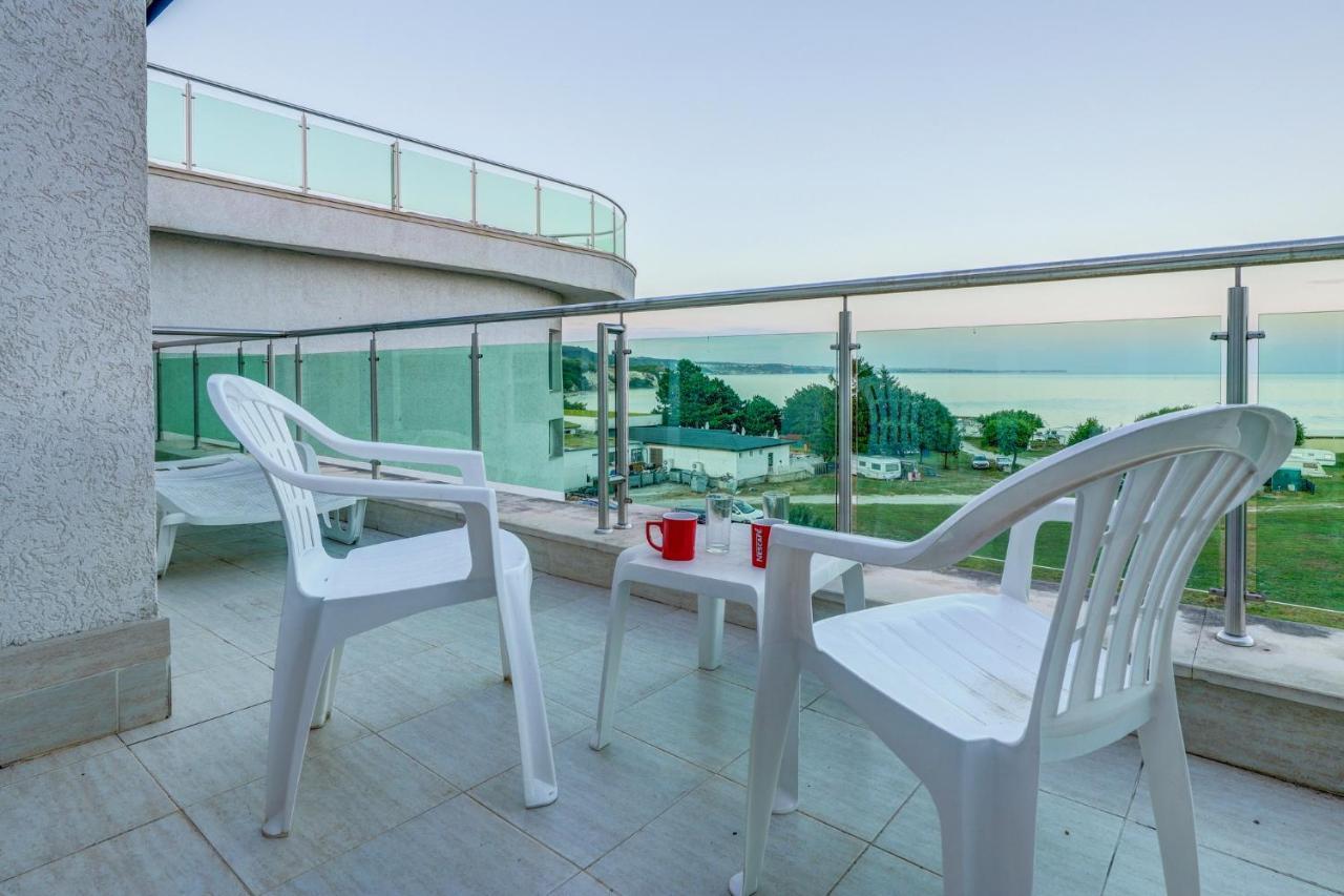 Saint George Hotel 1 Balchik Bagian luar foto